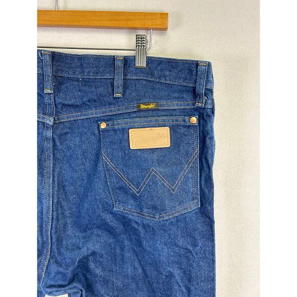 Men's Wrangler Workwear Jeans - Size 42 x 30 100% Cotton Rodeo Cowboy Western - Picture 7 of 12